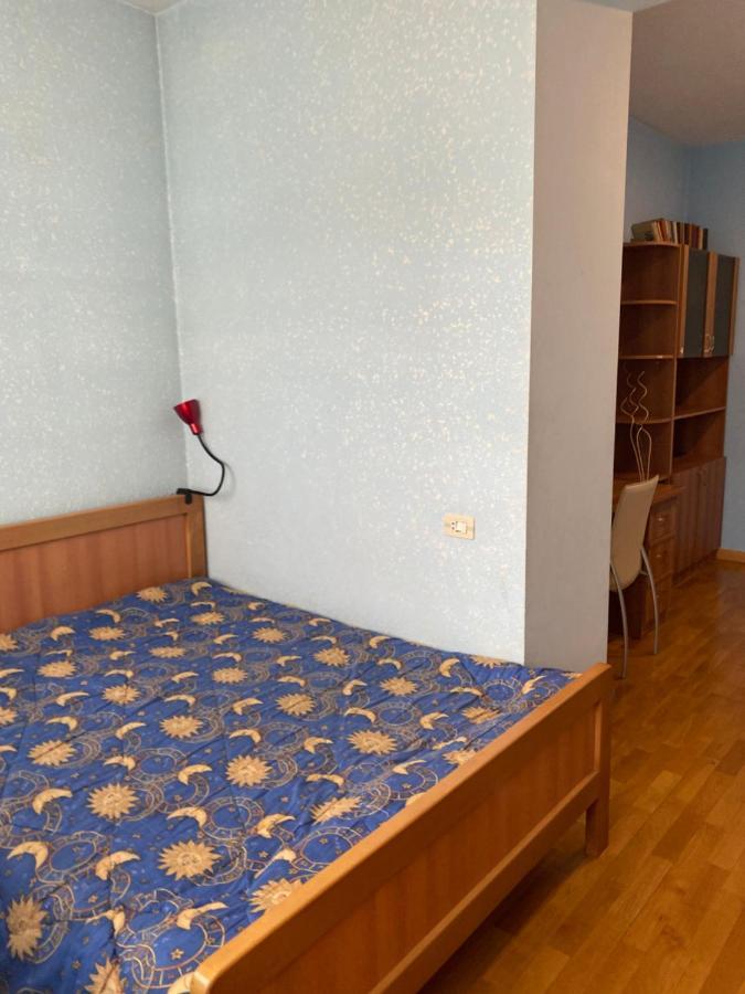 City Center Cute Flat 3 Rooms Erevan Esterno foto